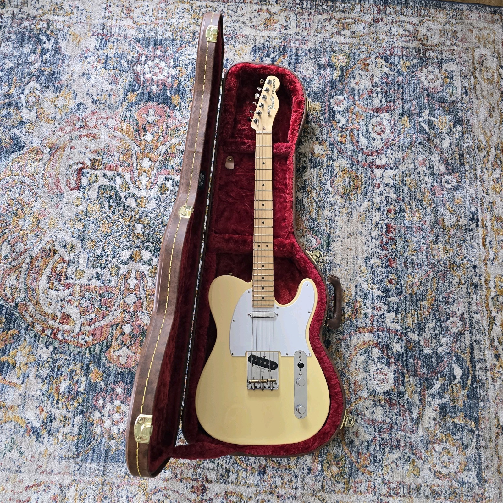 Fender American Performer Telecaster 2023 Vintage White W/ Hardcase