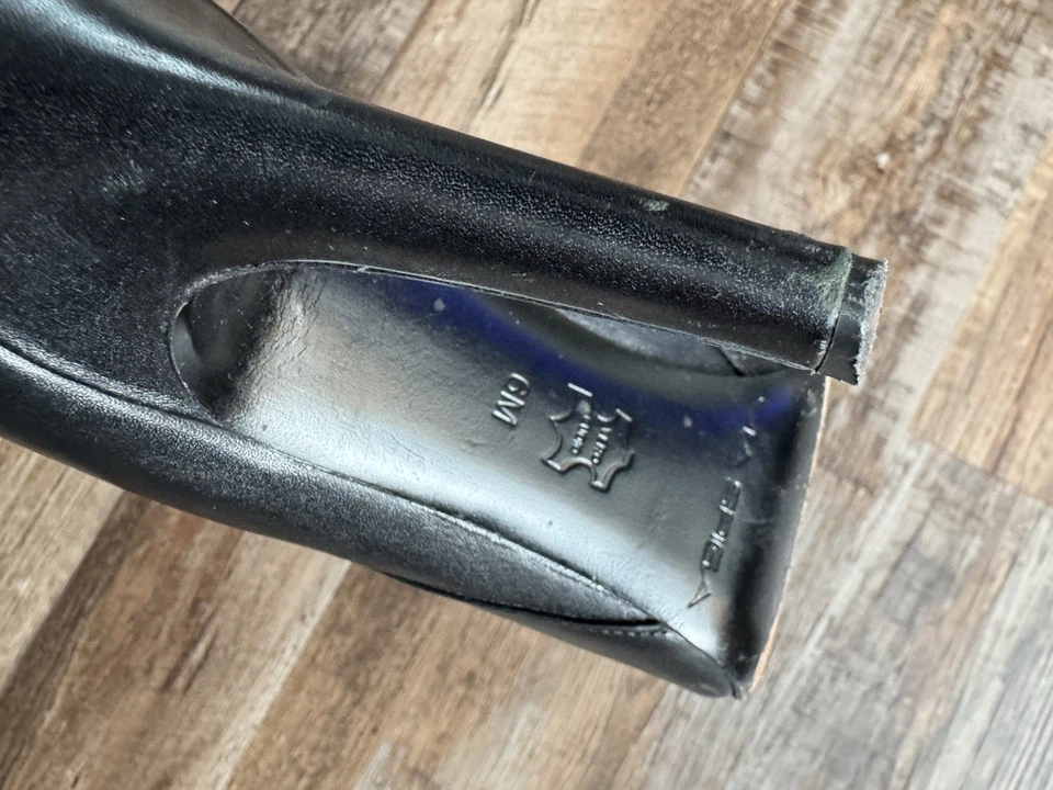 Botas hasta la rodilla Via Spiga Carmina de cuero negro punta de aguja talla 6 Foto 3 de 4