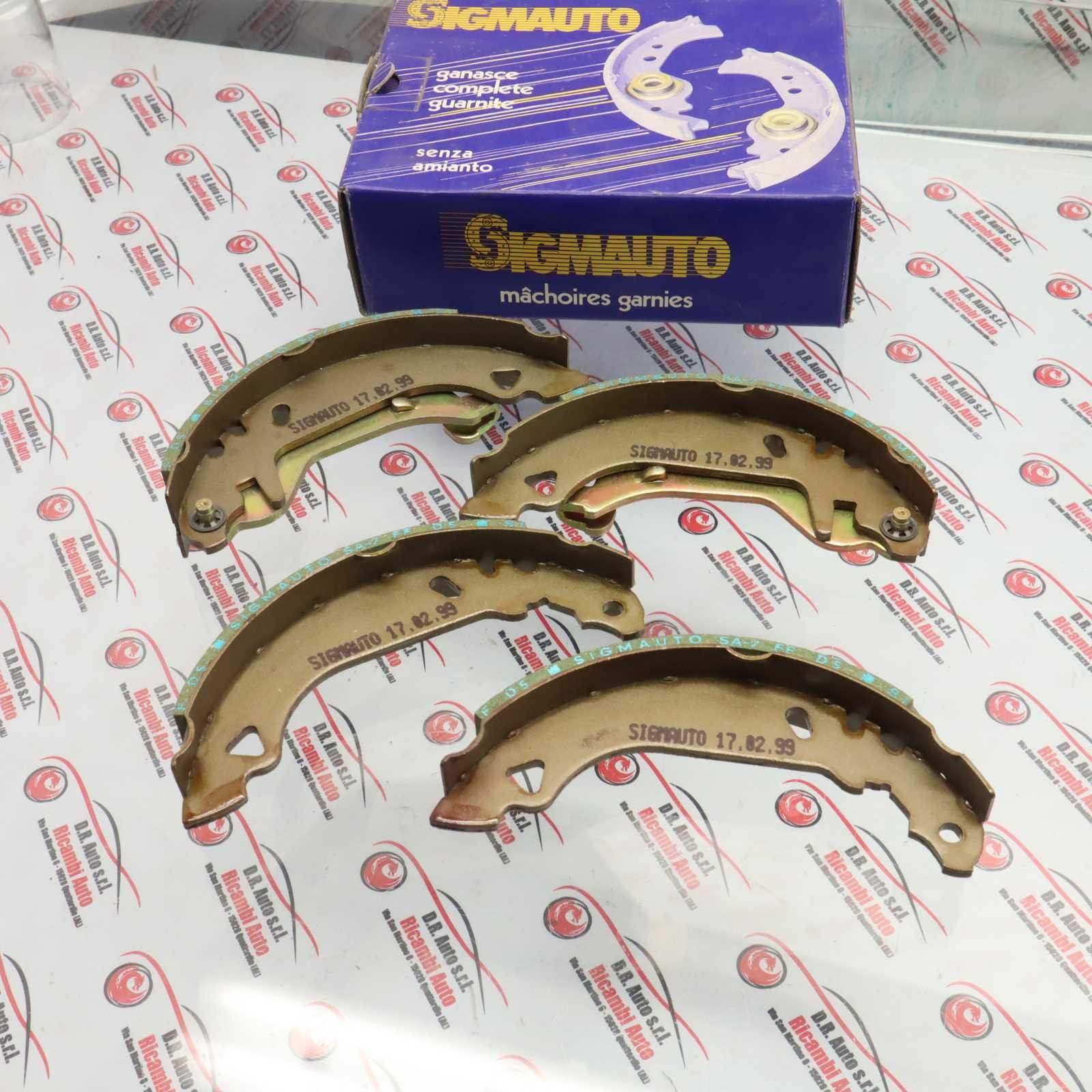 Brake Shoe Kit Fiat Punto MK1 Code 1357 New Sigmauto