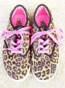 pink cheetah print vans