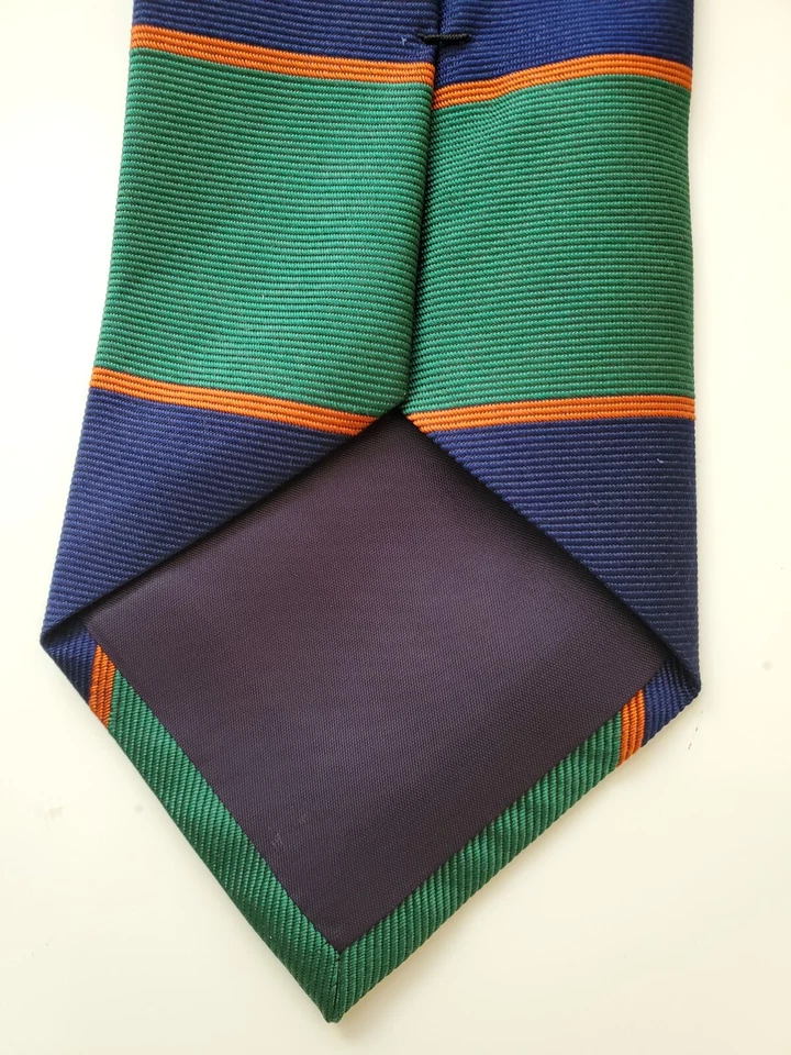 Gitman Bros 纯丝绸手工制作男式领带 4 英寸 X 57 英寸。 美国制造。  — 第 4/4 张图片