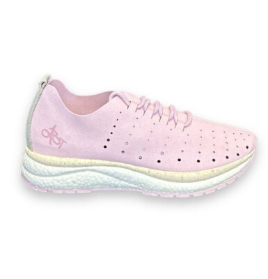 Otbt women light Travel shoe -Size 8.5  Color rose pink