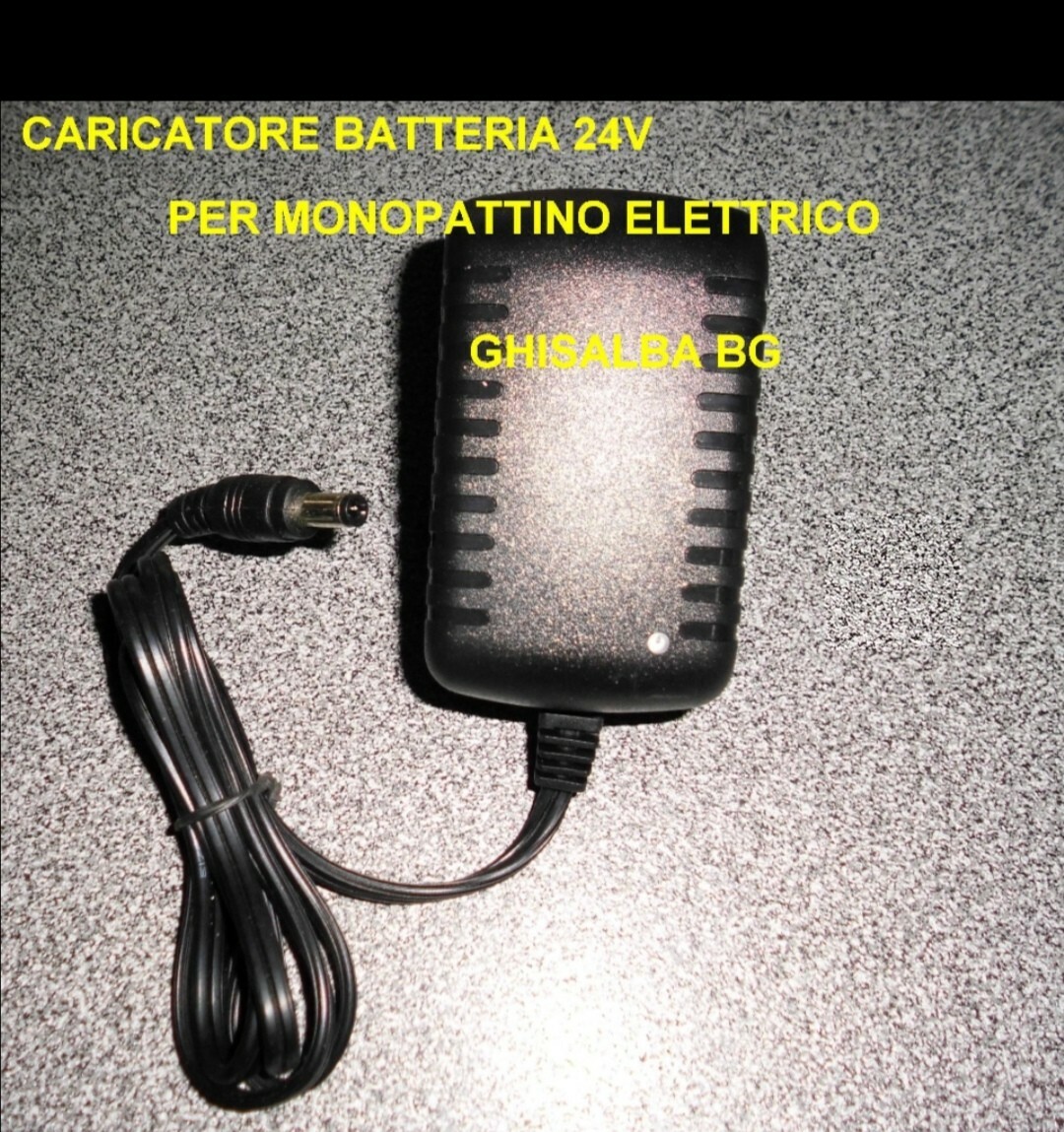 CARICATORE BATTERIA 24V PER MONOPATTINO ELETTRICO