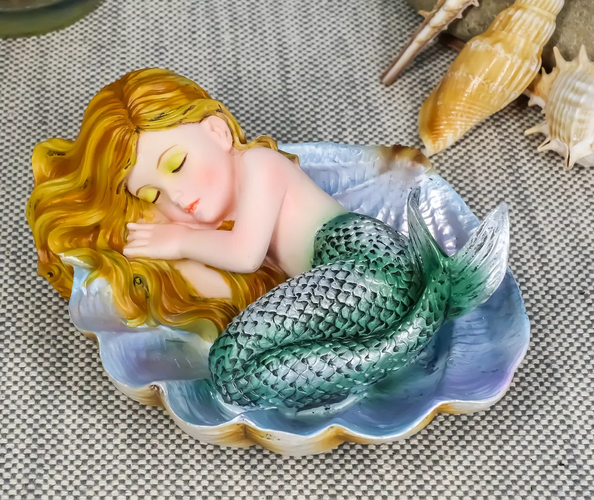 Mermaid sleeping 2024
