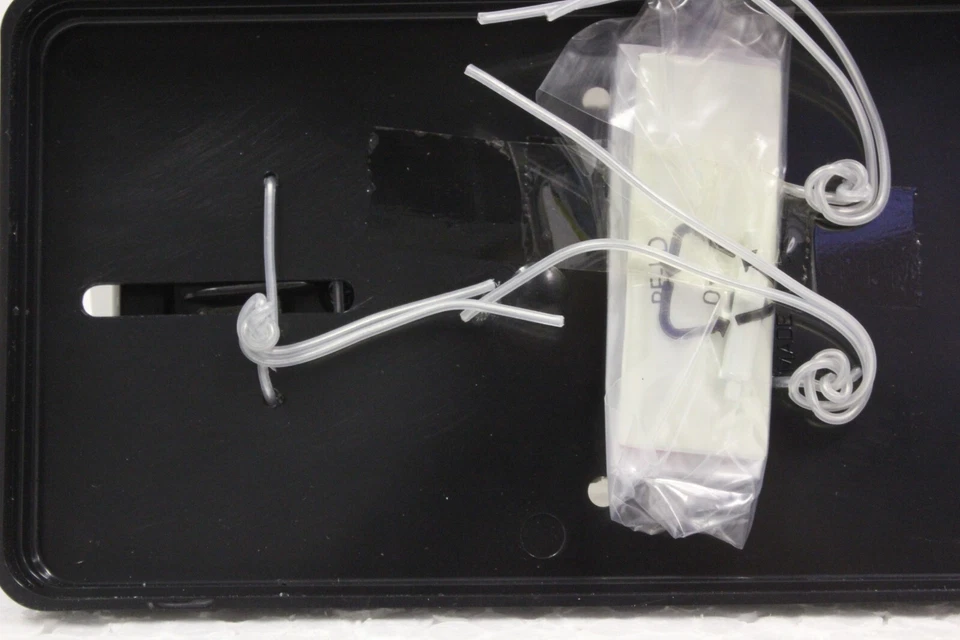 MRRC MC0070 CHAPARRAL 2F 品牌帽子全新 1/32 插槽汽车展示盒 — 第 4/4 张图片