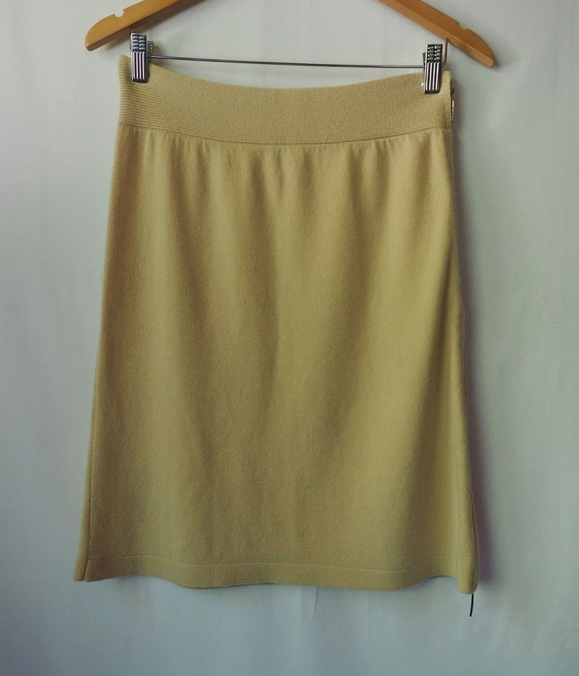 Falda Lápiz Malo Hecha en Italia 100% Cachemira Amarillo Crema Mantequilla Talla 42