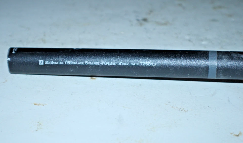 Manillar Bontrager Kovee Elite MTB Barra Elevadora 15mm 35/22.2mm 66cm 9° Atrás 4° Arriba! Foto 3 de 4