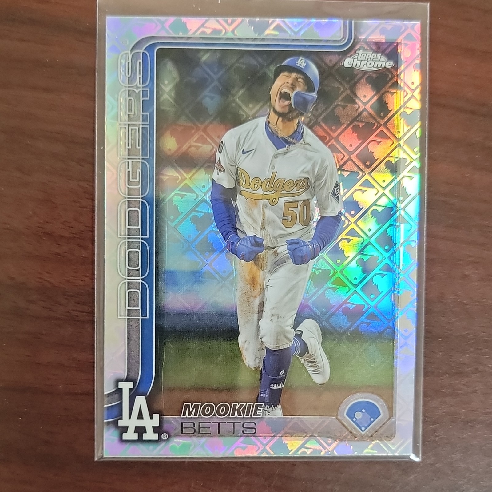 Topps 2025 Chrome Logofractor Edition Mookie Betts #50 Dodgers Image Variation 