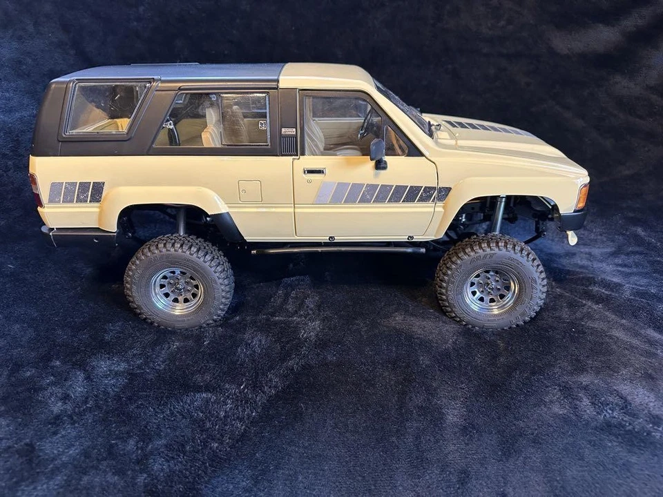 Rc4Wd 4Runner Rc Truck Limited Edition 1/10 Scale Off-Road Crawler Realistic - Image 2 of 4