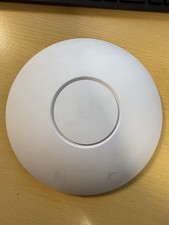 Ubiquiti Networks UniFi AP LR Long Range Access Point with wall bracket