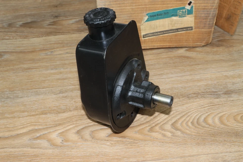 Bomba de dirección asistida Buick Chevrolet Oldsmobile Pontiac 1980-1985 NOS GM 7839792 Foto 2 de 4