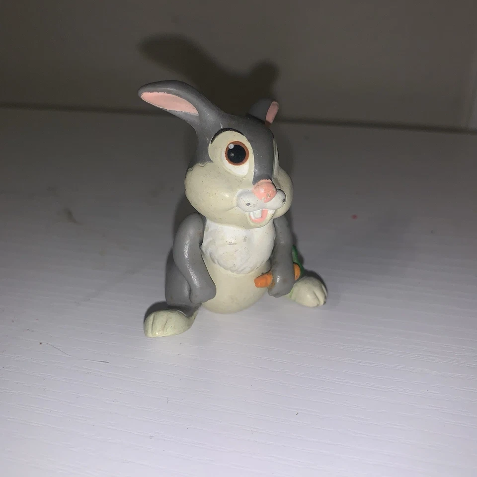 Винтажная мини-фигурка DISNEY Thumper из ПВХ от Bambi - Изображение 2 из 4
