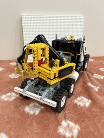 Vintage Lego Technic 8868 Air Tech Claw Rig (missing 1 tube, NOT TESTED, manual)
