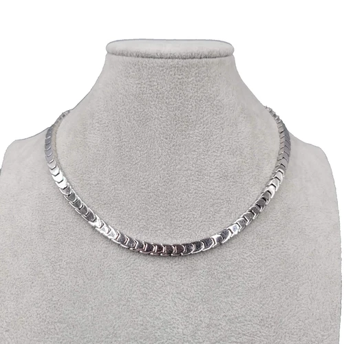 Vintage Silver tone Collar Necklace 16 in Heavy Plated Estate Costume Jewelry