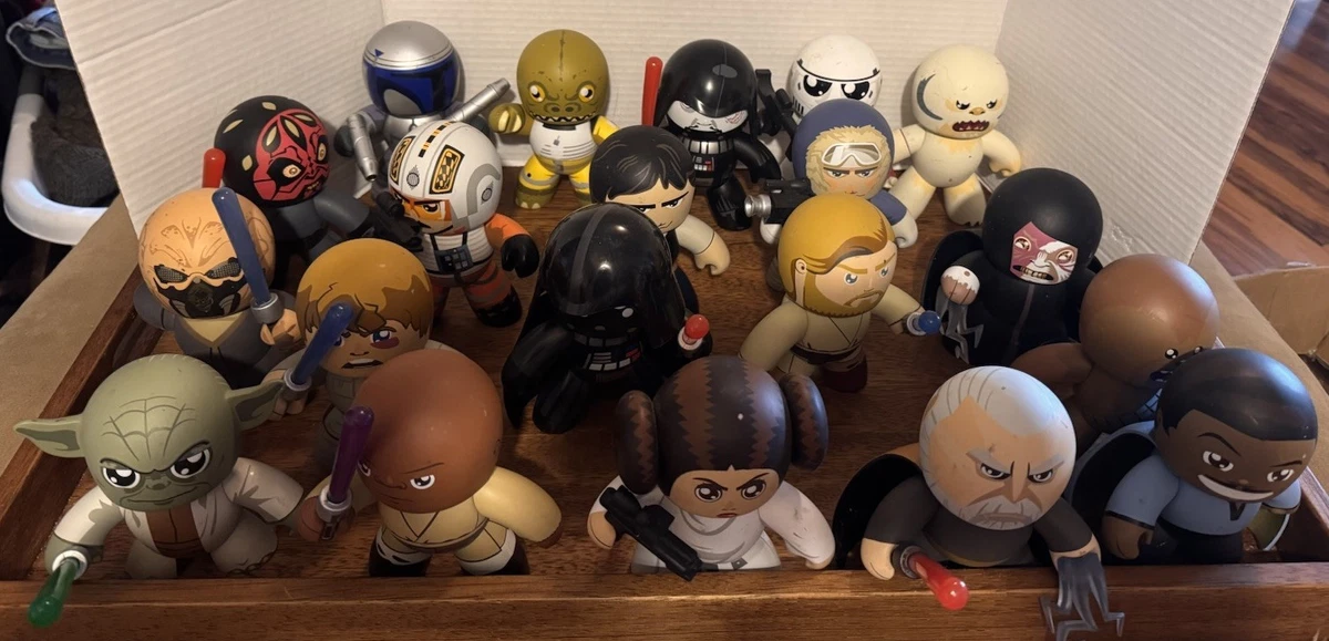 Hasbro Mighty Muggs Star Wars Yoda Action Figures & Accessories