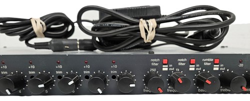ADVANTAGE ONE Microphone Mixer - Picture 4 of 12
