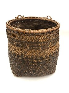 ANTIQUE BORNEO BASKET TRIBAL SEED CARRIER SPLIT RATTAN INDONESIA RARE VINTAGE