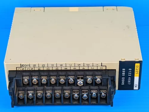 Omron C200H-OC225 Output Module, C200HOC225
