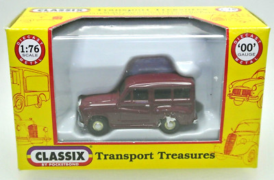Classix EM76861 Austin A35 Estate - Maroon - Scale 1:75 Gauge 00