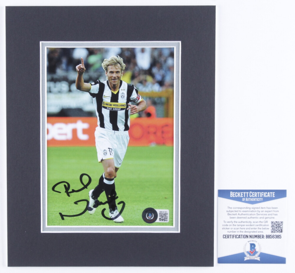 Juventus Pavel Nedved サイン入り写真 Pavel Nedved Signed Juventus F.C. 8x10 Custom Matte Photo Display