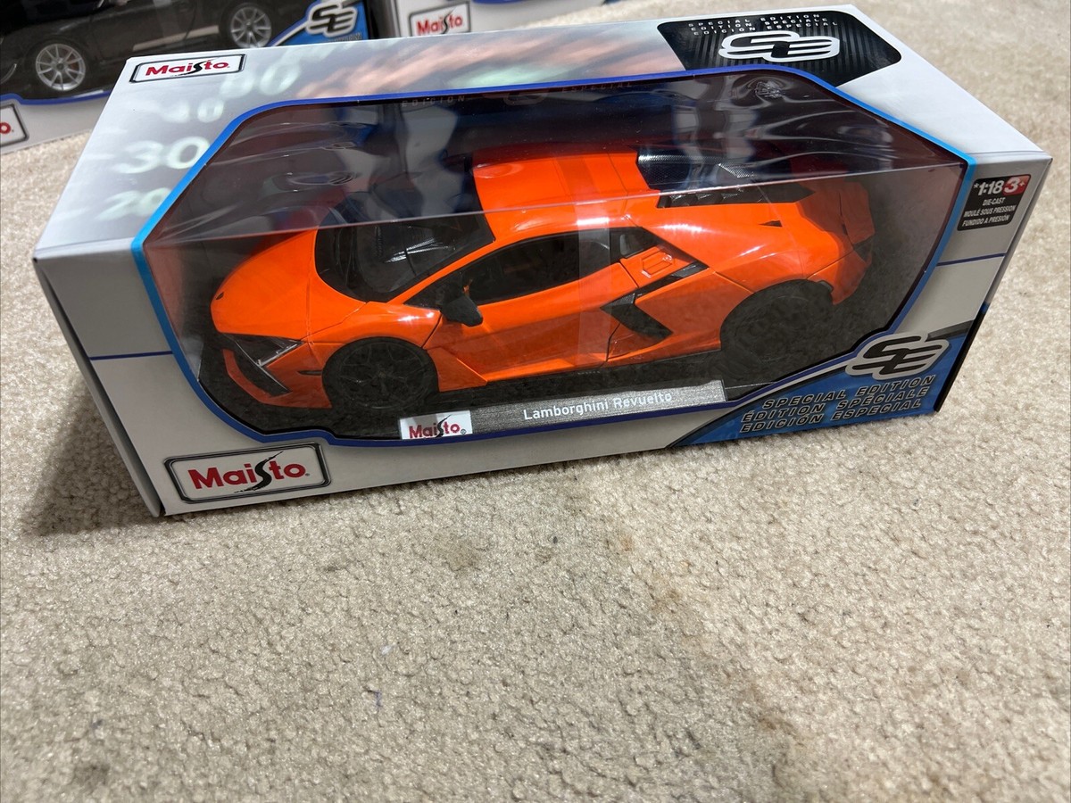 Maisto Special Edition 1:18 Scale Lamborghini Revuelto