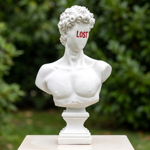 Copie De La Statue De David De Michel-ange Dans La Galerie D'art De La