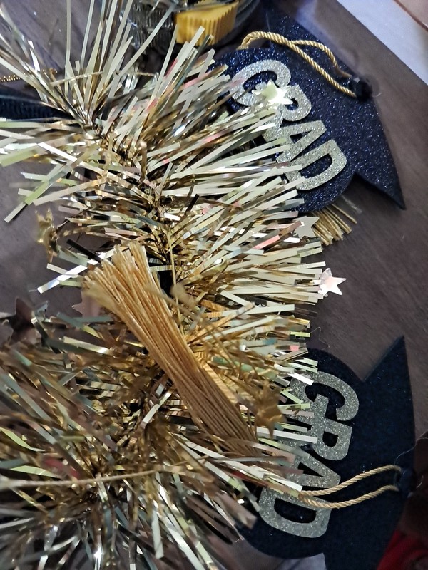 Graduation Headband Gold And Blavk