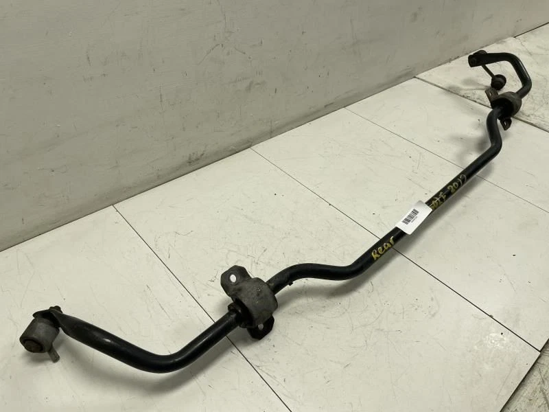 2012 大众高尔夫 HATCHBACK BASE 后部稳定杆 原始设备制造商 + — 第 3/4 张图片