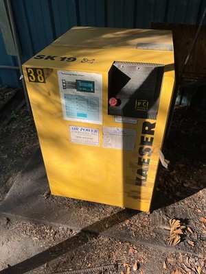 Kaeser Rotary Screw air compressor 15hp 3 phase 64CFM at 125 PSI