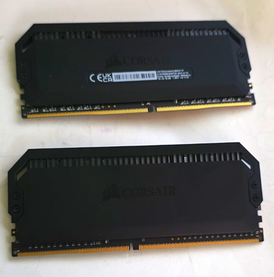 CORSAIR Dominator Platinum RGB 32GB (4 x 8GB) DDR4 3600