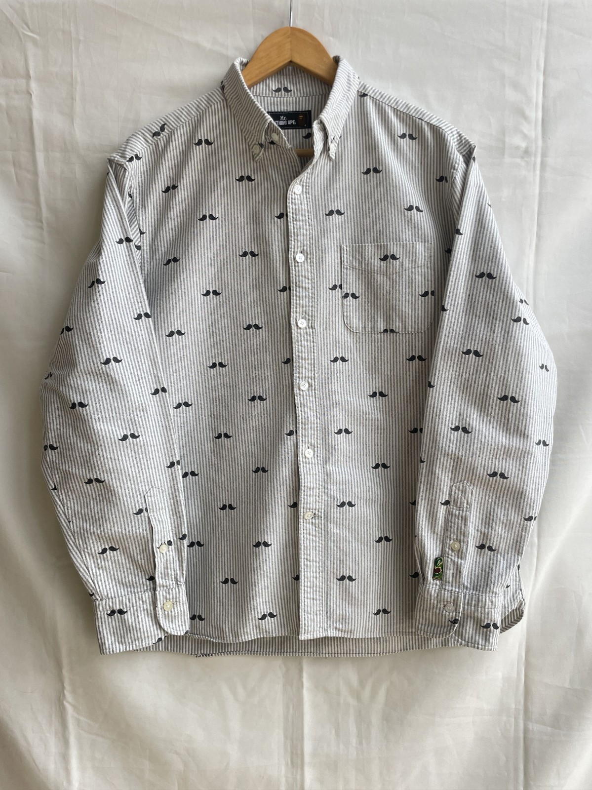 Sr. Camisa Oxford pesada a rayas con estampado de bigote de mono de baño talla M