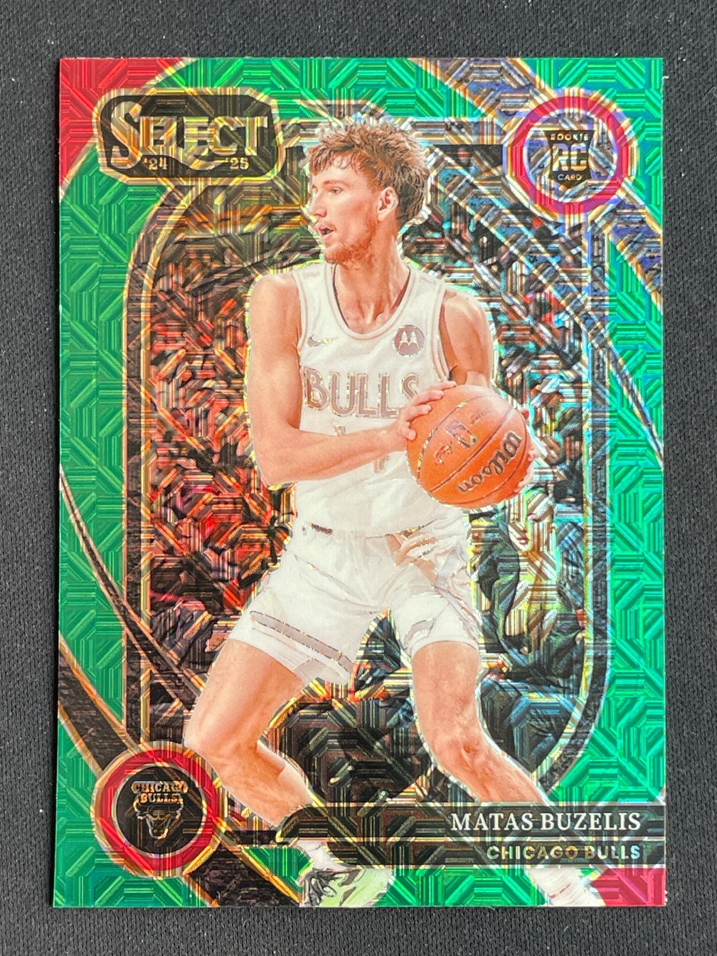 Matas Buzelis 2024-25 Panini Select Courtside Green Mojo Prizm RC #277