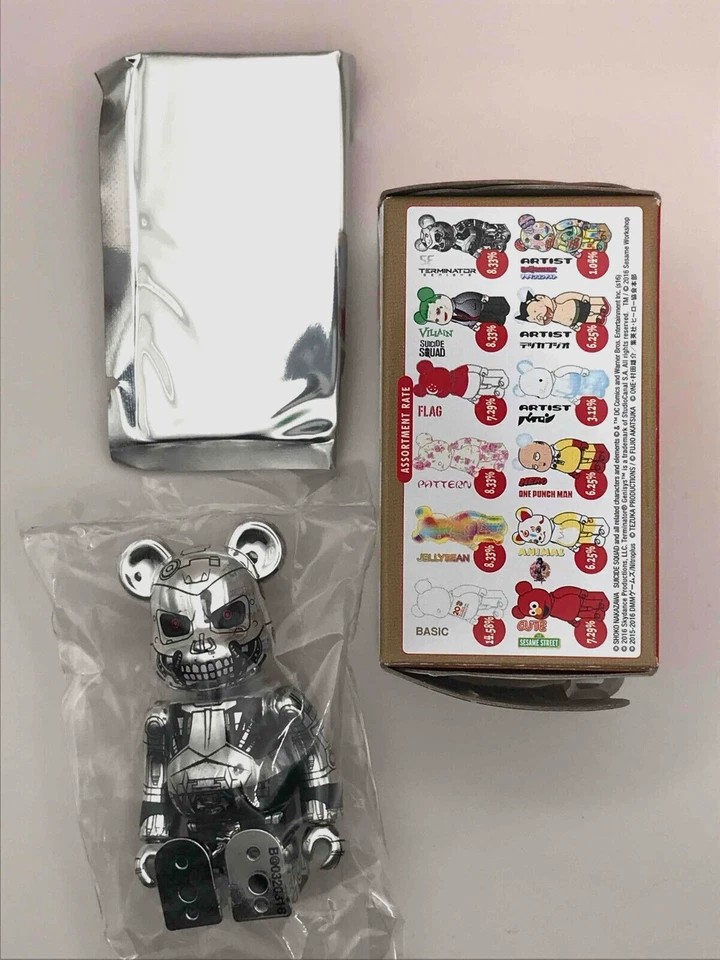 BE@RBRICK SERIES 32 TERMINATOR - Image 2 of 4