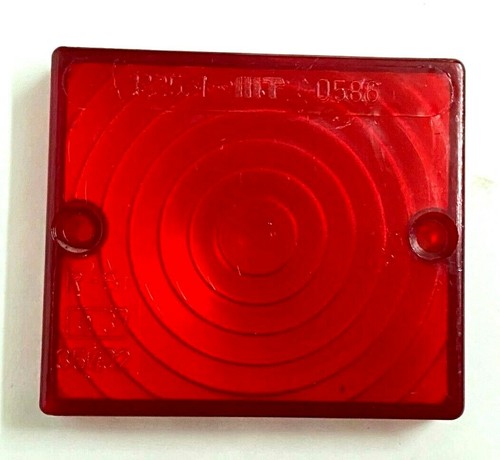 PLASTICA FANALE POSTERIORE MT- COBO PER TRATTORE UNIVERSALE 57x50x11mm ROSSO - Picture 2 of 4