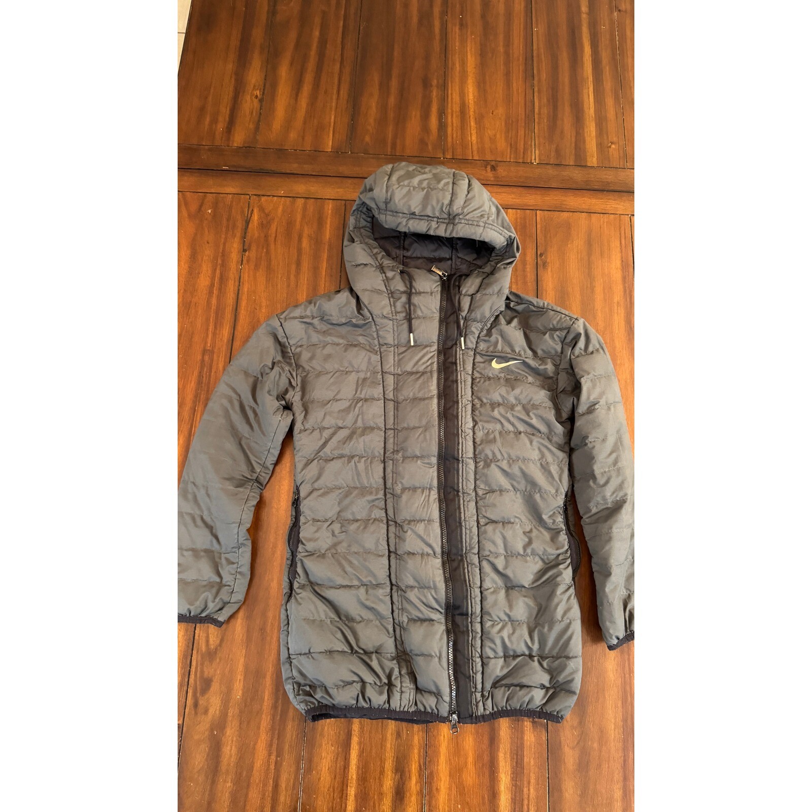 Nike Puffer Jacket Lightweight Packable Hooded Co… - image 2