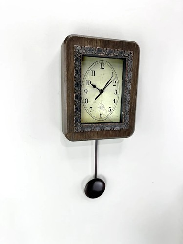 Vintage Style Wall Clock with Pendulum – Rustic Wood Look – Antique Oval Face - Picture 8 of 9