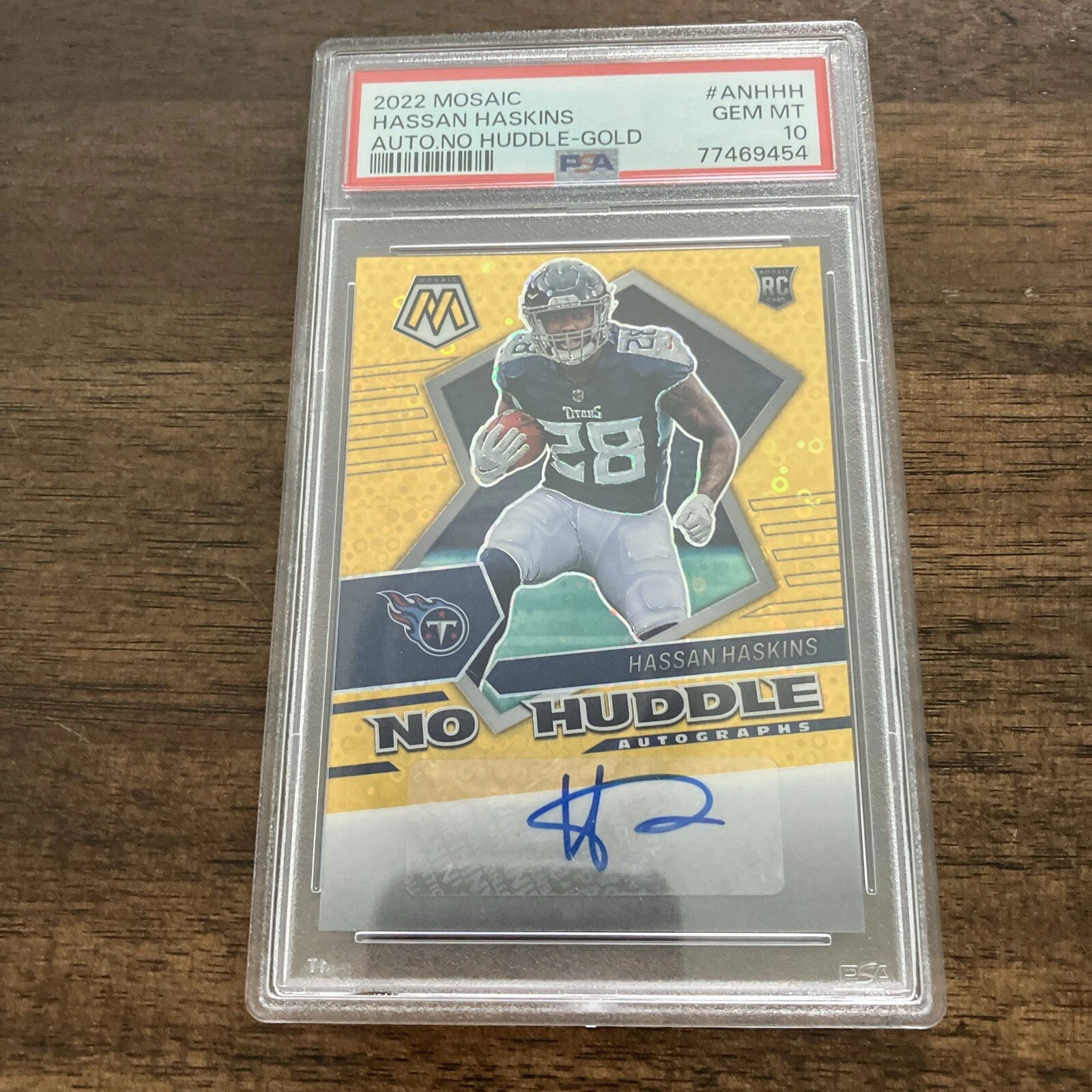 Hassan Haskins Panini Mosaic Autographs No Huddle #ANHHH Gold