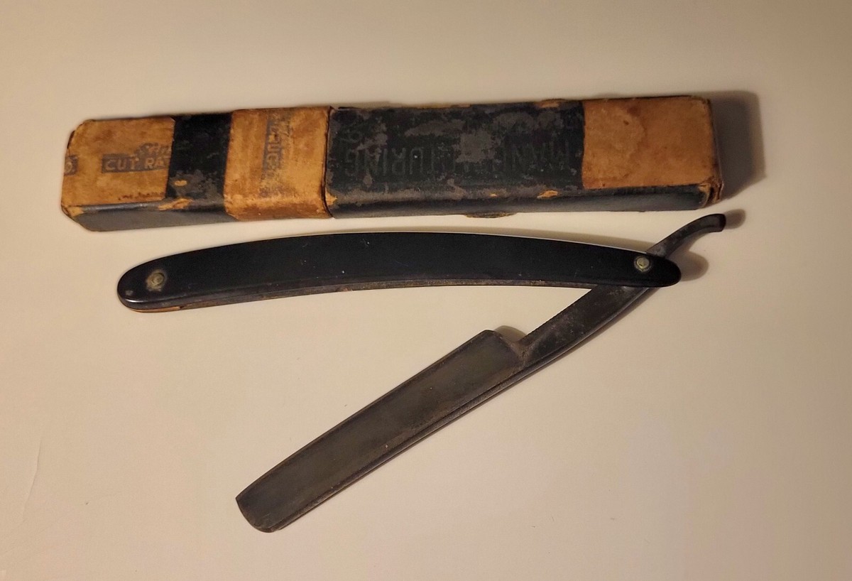 Dixie Manufacturing Co Union City GA Straight Razor in Original