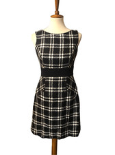Nine West black and white tweed sheath dress with two front pocket details size