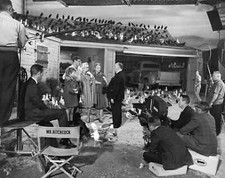 Alfred Hitchcock The Birds Black And White 4x6 Picture Celebrity Print