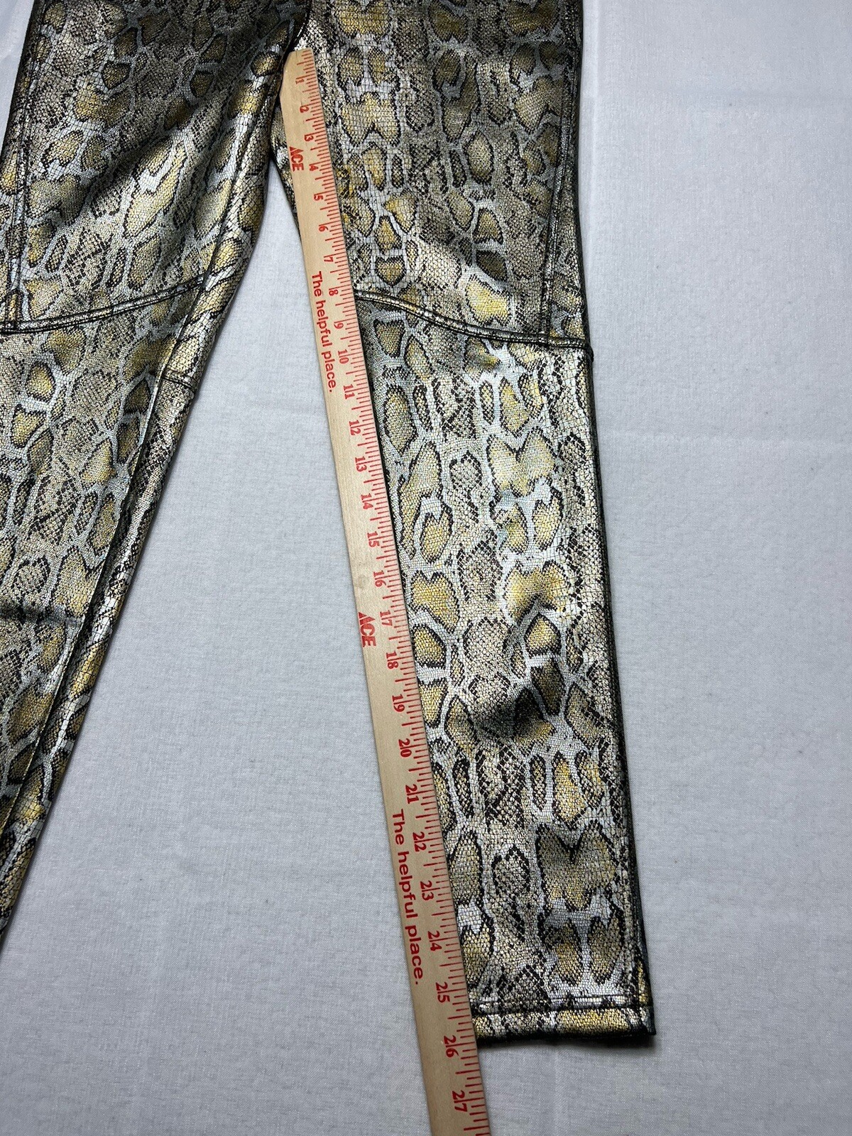 Picture 3 of 6