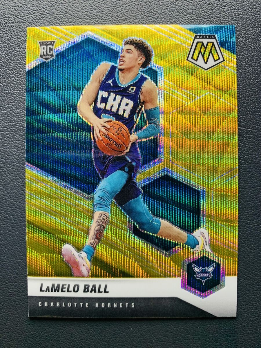2020-21 Panini Mosaic Lamelo Ball #202 Rookie RC GOLD Wave Prizm SSP