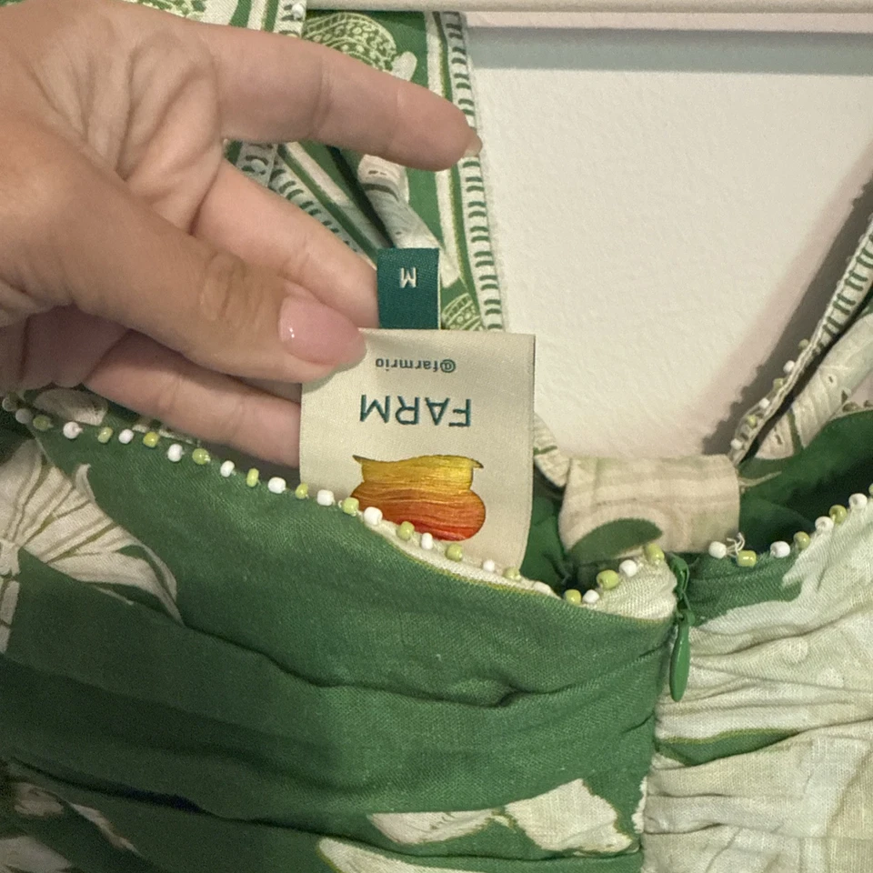 Mini vestido FARM RIO tropical folhas de banana recortadas com miçangas mistura de linho franzido! M - Imagem 3 de 4