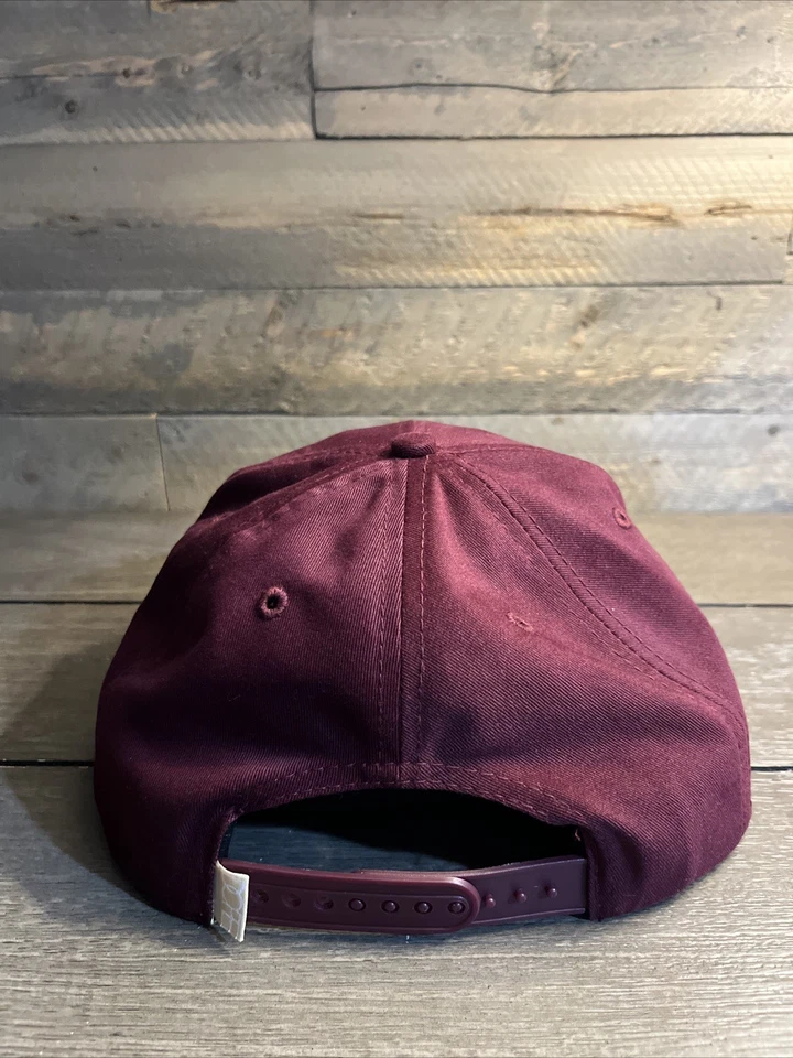 Gorra Dope Snapback para hombre ajustable dorado granate Foto 2 de 4