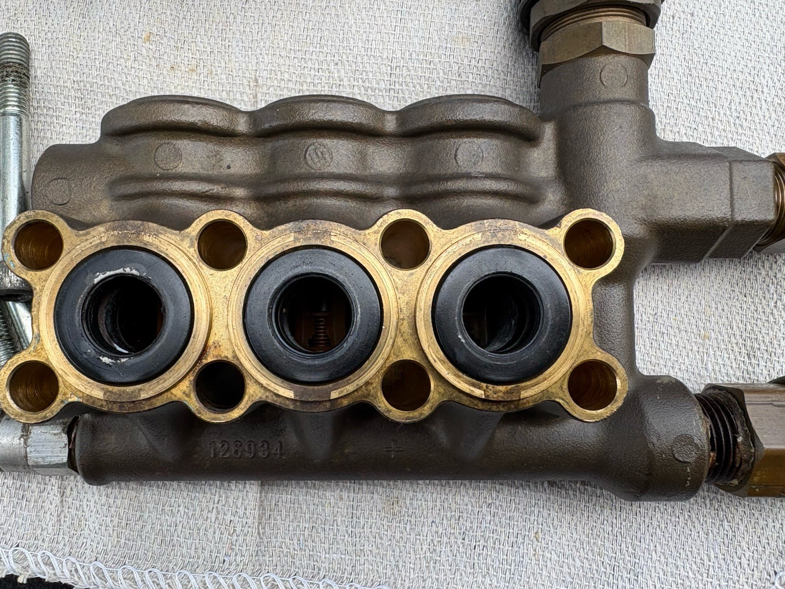 Cat Pumps 67DX39G1I Direct Drive 3.5GPM 4K PSI *PARTS/REBUILD* Pressure Washer