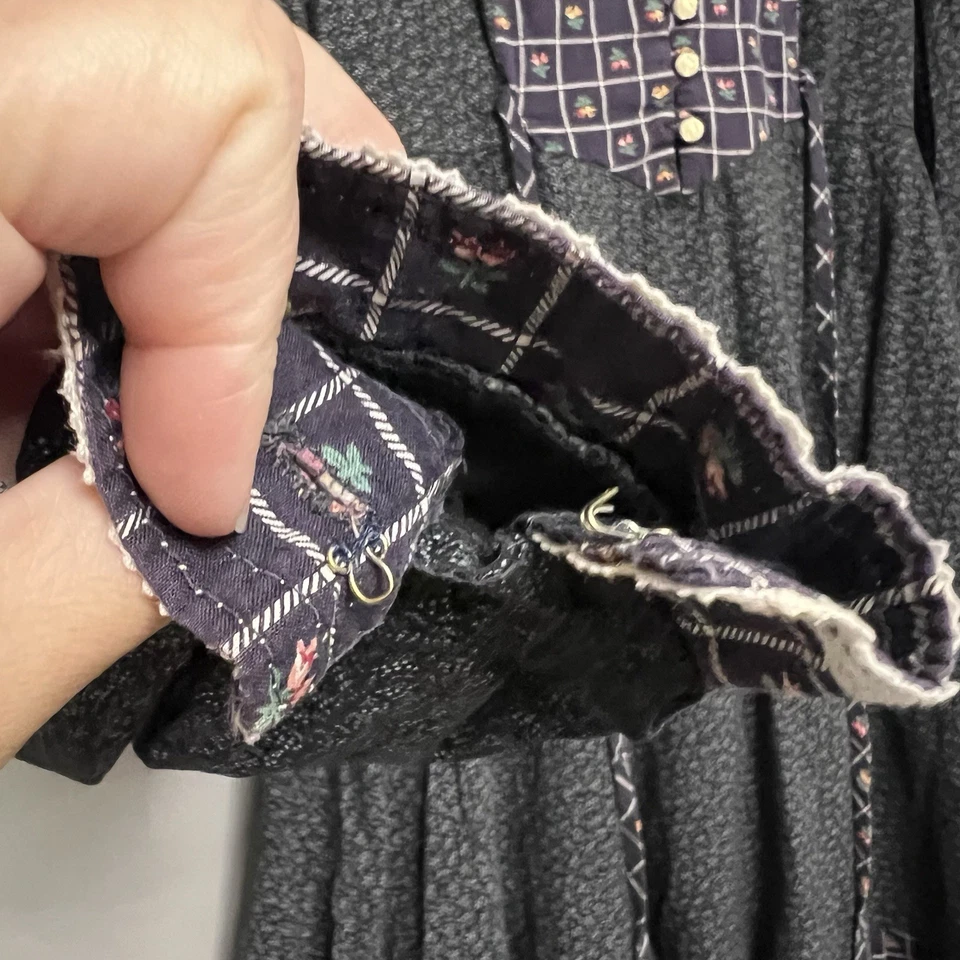 VTG 70s Gunne Sax Prairie Dress Dark Floral Print W/ Lace & Square Bodice XS - Image 3 of 4