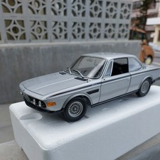 Minichamps 1974 1 18 Scale BMW 3.0 CSL Silver