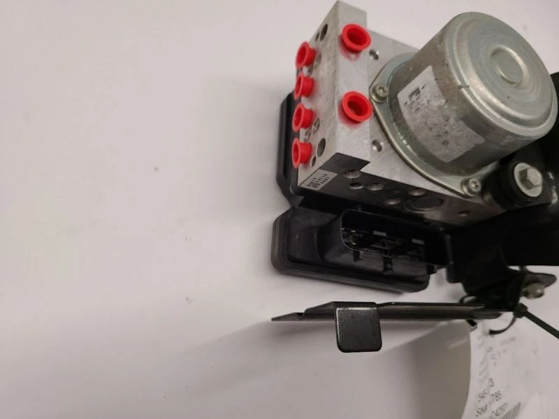 Nissan Juke 2012-14 1,6 L conjunto de piezas de freno antibloqueo tracción delantera SV Foto 3 de 4