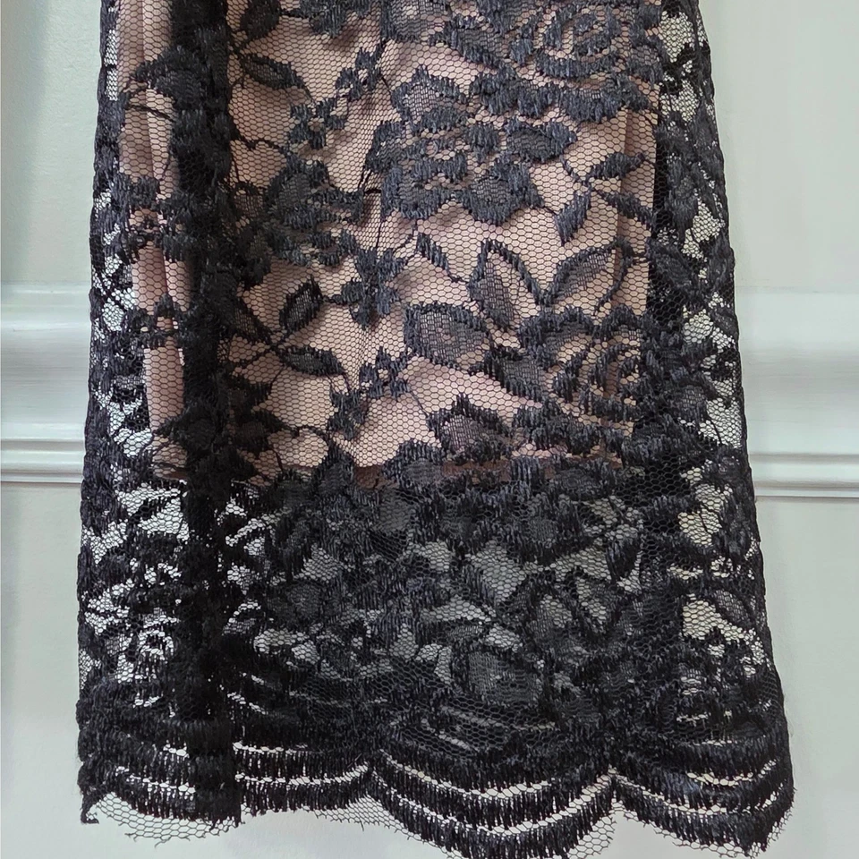 Calça de Renda Vintage Y2K Rue21 Tamanho 6 Preta Boot Cut Flare Alt Fairy Whimsigoth - Imagem 4 de 4