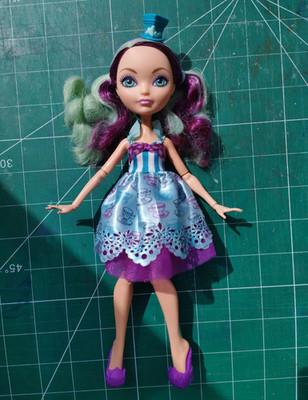 Mattel Ever After High - Madeline Hatter / Maddy Hatter - Puppe doll